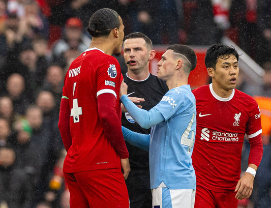 A Weekend of Controversy: The Refereeing Decisions That Dominated Headlines
