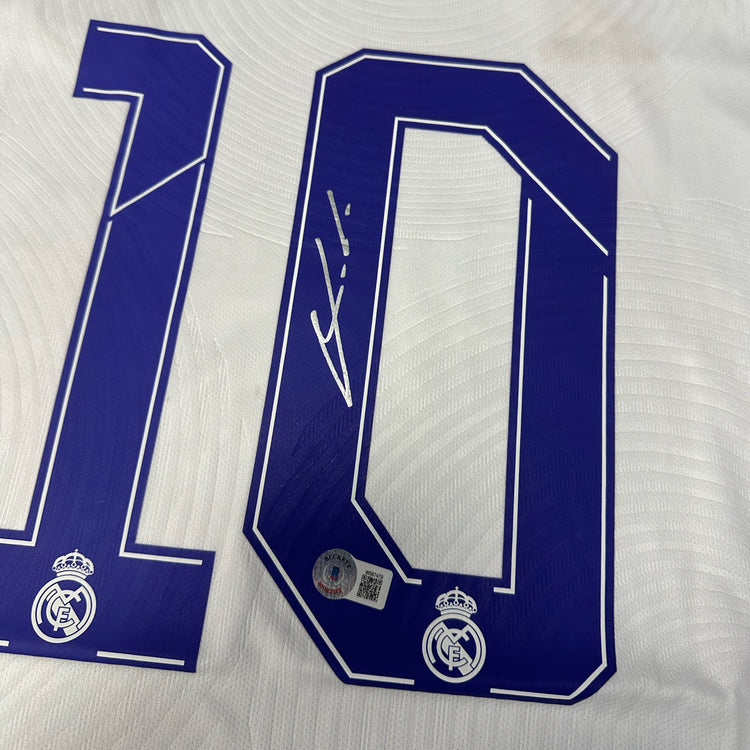 Luka Modric Signed Real Madrid Home Soccer Jersey #10 - Beckett COA